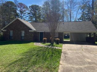 184 Bellegrove Cir, Brandon, MS 39047