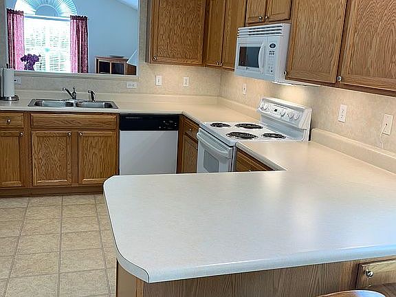 4th image of 46 N Woodridge View Ct