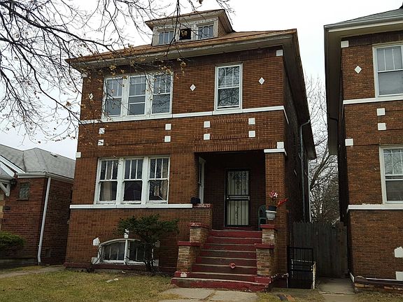 3rd image of 8124 S Coles Ave