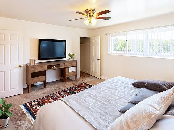 2nd image of 15700 Washington Ave #752