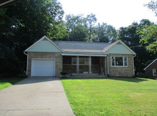 1 Harding Ln, Binghamton, NY 13901