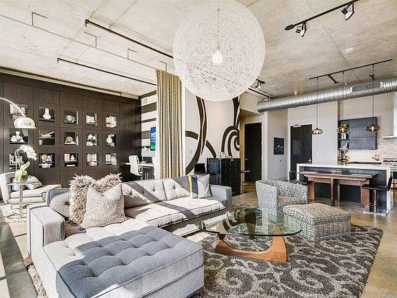 4th image of 800 W 5th St APT 703
