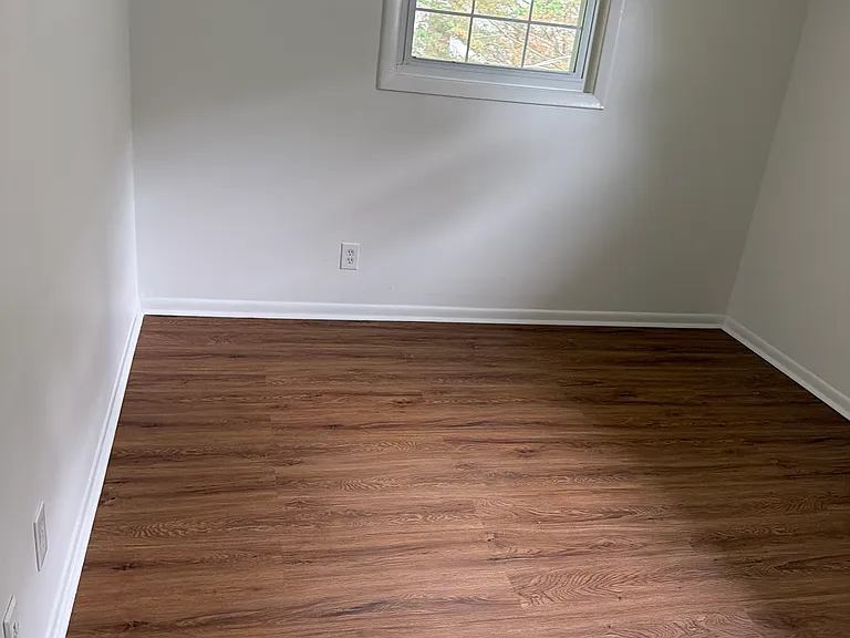 777 Jordan Ln — Photo 6