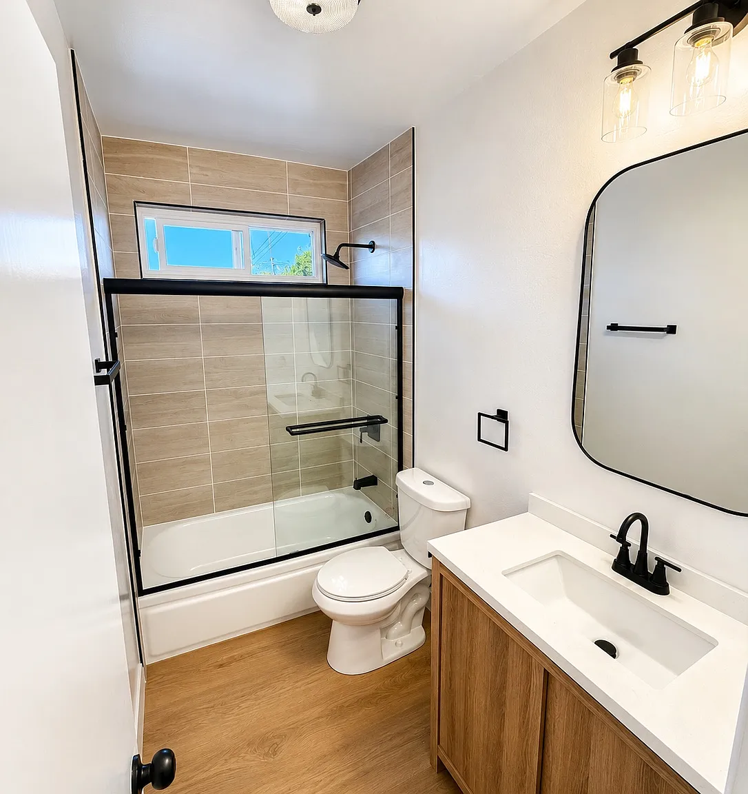 1 bed, 825 sqft, $2,695 — Photo 3
