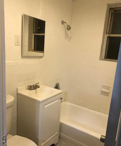 19 1/2 Wright Ave #1 — Photo 9