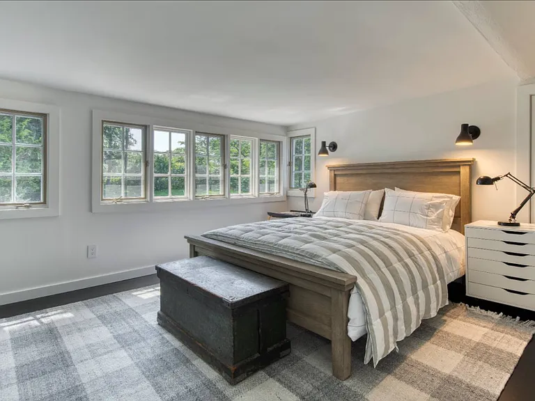 76 Georgica Rd — Photo 10