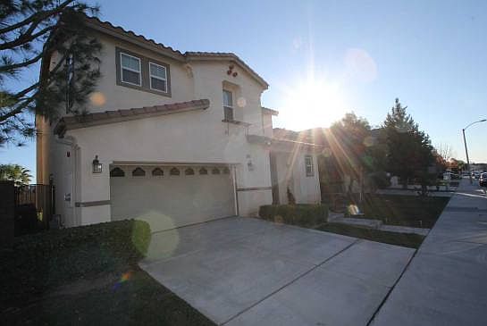1st image of 16537 El Revino Dr