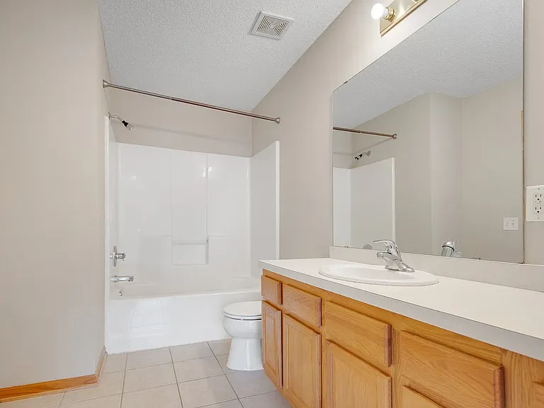 601 Meadow Ln — Photo 15