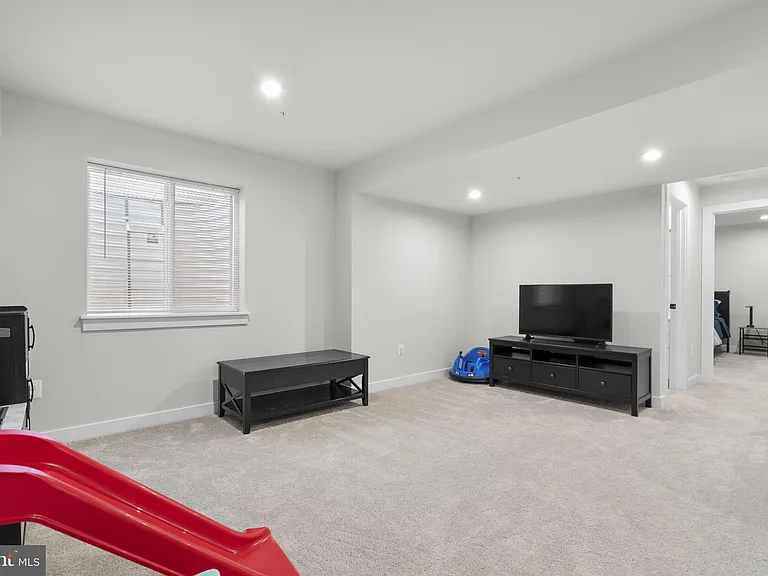 1713 Aurora Way — Photo 20