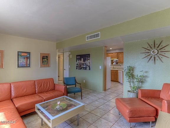 4th image of 7701 N Soledad Ave