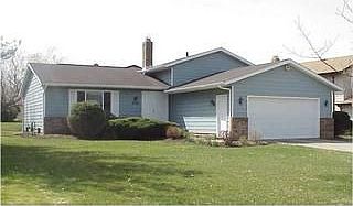 2nd image of 4866 Lindsey Ln