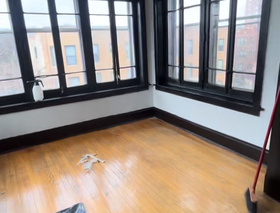 1st image of 5409 S Maryland Ave APT 1