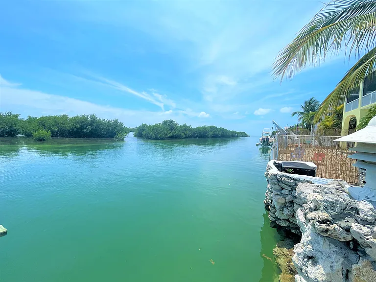 1145 Lagoon Dr — Photo 5