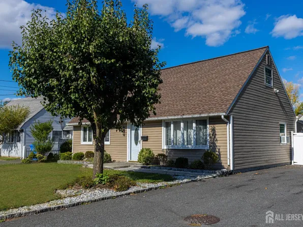 78 Patricia Ave, Colonia, NJ 07067