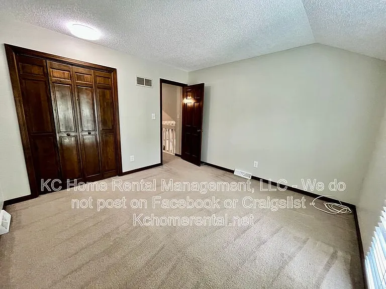 3868 SW Harbor Dr — Photo 39