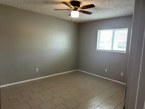 2009 N Tucker Ave #1-12 Photo 1