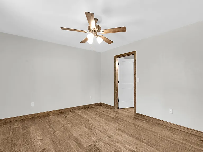 12670 SE 134th St — Photo 13