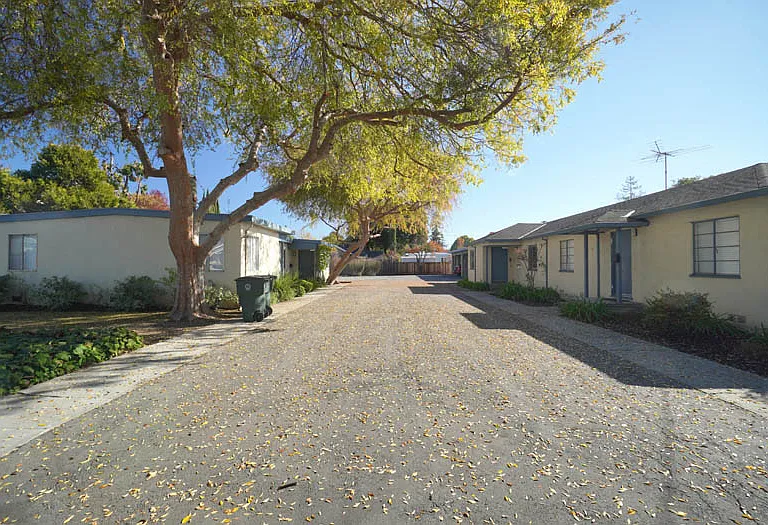 722 Colorado Ave — Photo 1