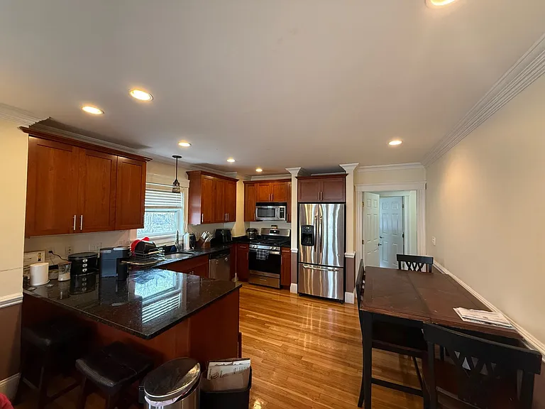 72 Bennett St #1 — Photo 6