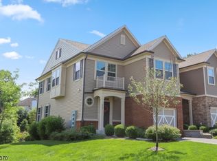 34 Albert Ct, Randolph, NJ 07869