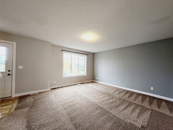 5th image of 5932 Mullen Way NW