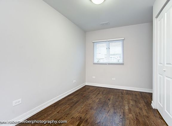 4th image of 3328 N Ashland Ave