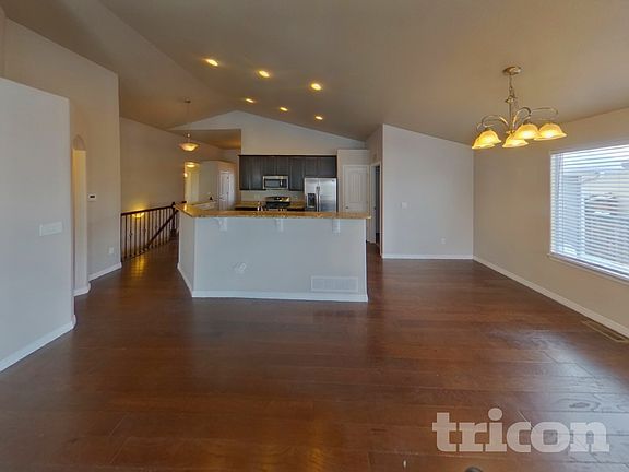 3rd image of 6761 Kearsarge Dr