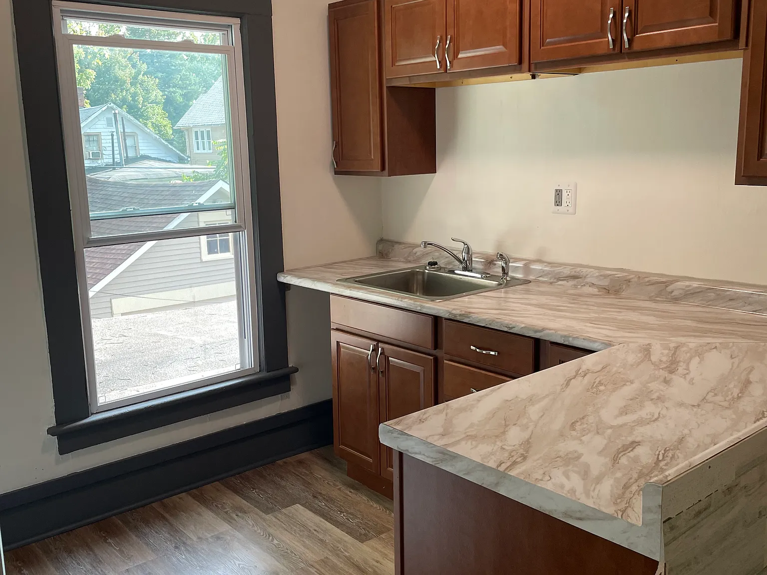 1 bed, 527 sqft, $850 — Photo 4