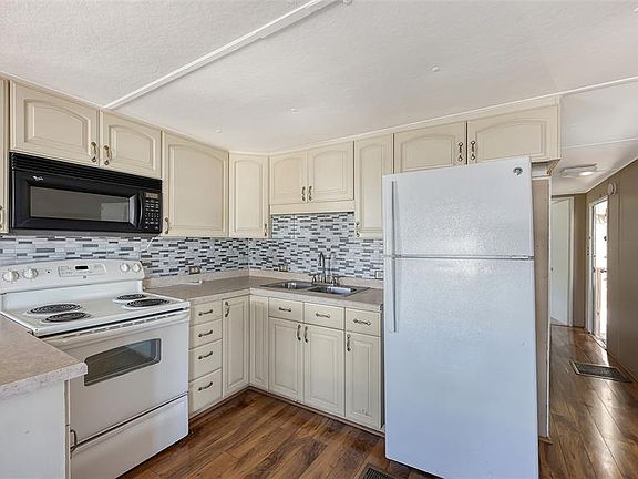 3rd image of 4221 11th St E