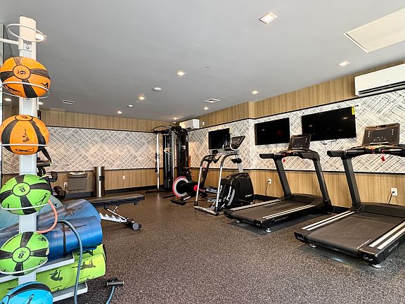 5th image of 333 Linden Blvd APT 3C