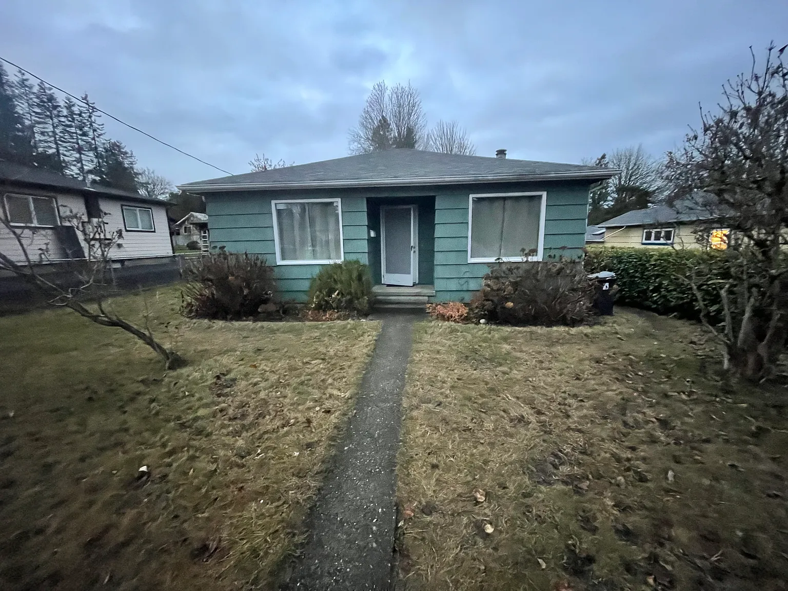 1616 Giles Ave NW photo 1
