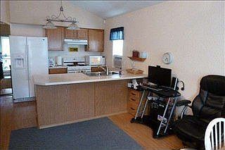 2nd image of 4831 Monticello Pl