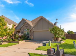 1425 Freesia Dr, Little Elm, TX 75068