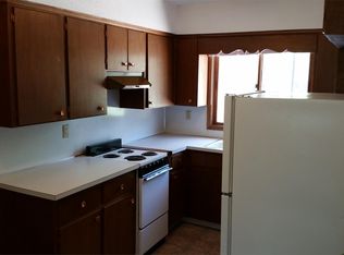2301 W 4th St #3, Cedar Falls, IA 50613