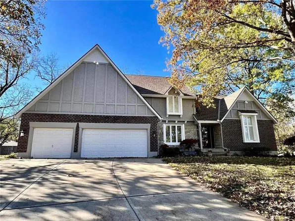 8400 Evanston Ave, Raytown, MO 64138