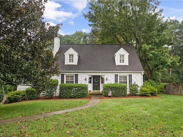 2520 Robinhood Rd, Winston Salem, NC 27106