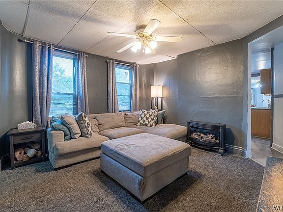 5th image of 390 Prospect Ave