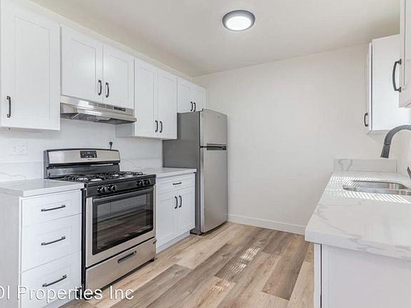 5th image of 4515 August St #10521595