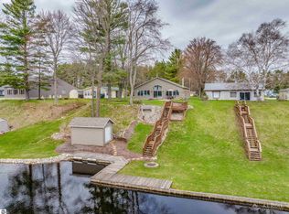 2896 E Lake Dr, Lupton, MI 48635