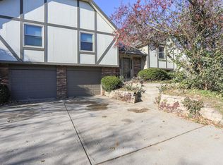 38 Horizon Dr, Council Bluffs, IA 51503