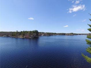 9 Kingfisher Dr, Coventry, RI 02816