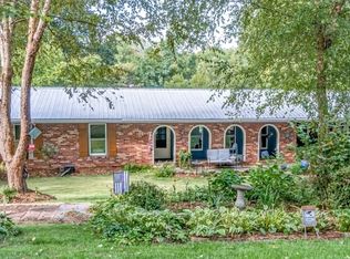 1262 La Mesa Dr, Lawrenceville, GA 30043