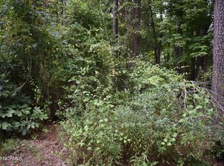 39 Oak Dr, Blounts Creek, NC 27814