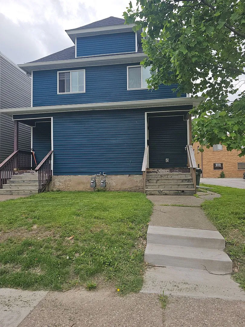 1211/1213 College Ave. — Photo 1
