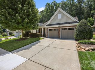 4527 Hubbard Falls Dr, Charlotte, NC 28269