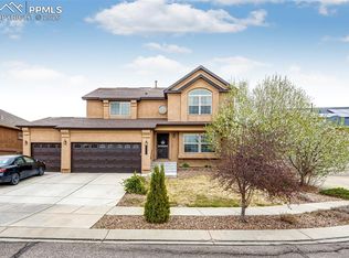 7664 Renegade Hill Dr, Colorado Springs, CO 80923