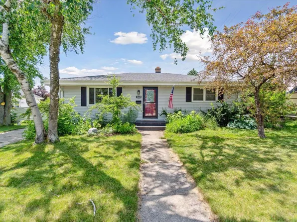 5642 Pershing BOULEVARD, Kenosha, WI 53144