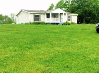 2715 Hogg Ridge Rd, Williamstown, KY 41097