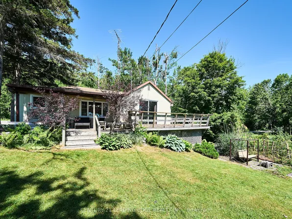 225 Arnott Dr, Selwyn, ON K0L 1T0