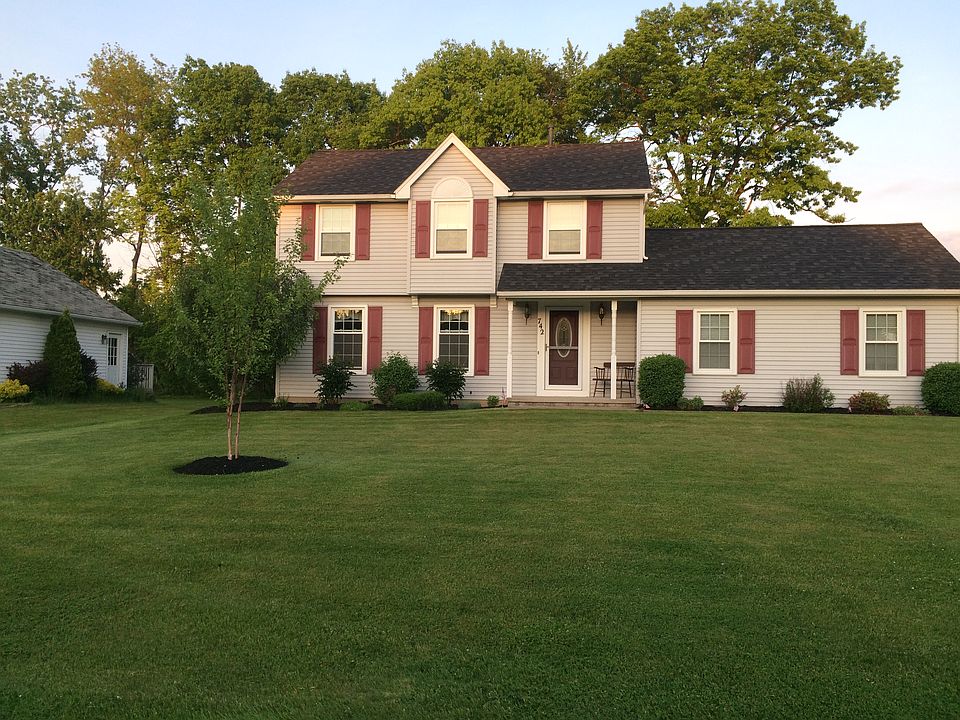 1st image of 742 Brookeville Dr